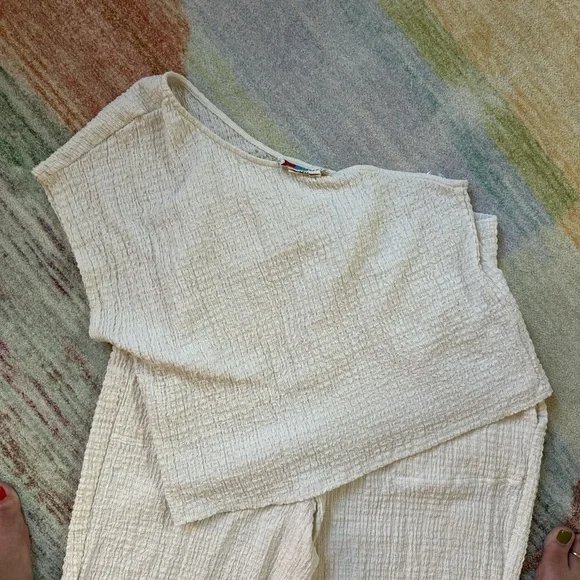 Free People Beach Set - Picture 2 of 7